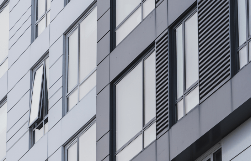 الميزة التكيفية